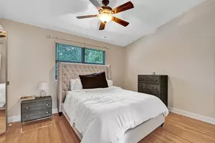 2571 NE 15th St, Pompano Beach, FL 33062 - Photo 32
