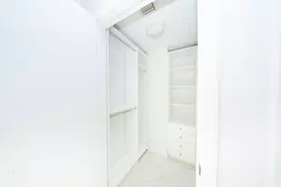 60 SW 13th St, Miami, FL 33130 - Photo 16