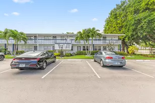 159 Newport J, Deerfield Beach, FL 33442 - Photo 2