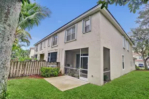 8055 Bellagio Ln, Boynton Beach, FL 33472 - Photo 16