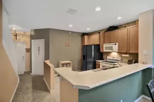 8055 Bellagio Ln, Boynton Beach, FL 33472 - Photo 4