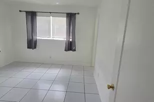 2521 NE 10th St, Pompano Beach, FL 33062 - Photo 6