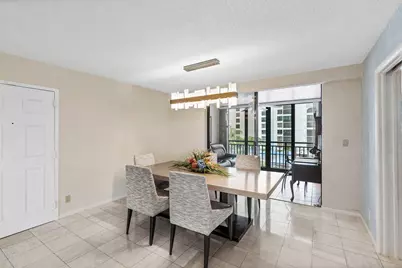 7202 Promenade Drive #401, Boca Raton, FL 33433 - Photo 4