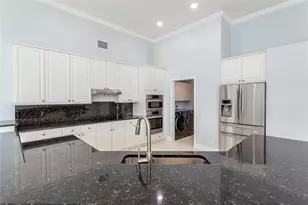 15683 Cypress Park Dr, Wellington, FL 33414 - Photo 10