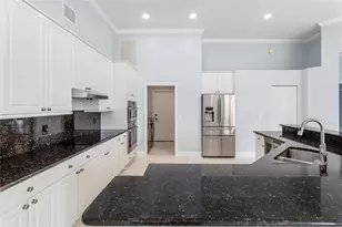 15683 Cypress Park Dr, Wellington, FL 33414 - Photo 16