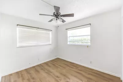 9851 Sandalfoot Boulevard #210, Boca Raton, FL 33428 - Photo 8