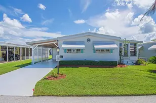 212 NE Forrest Ct, Jensen Beach, FL 34957 - Photo 1