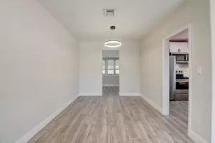 348 SE 4th Ave SE, Delray Beach, FL 33483 - Photo 4