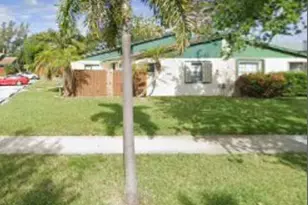 1001 Manor Dr, Palm Springs, FL 33461 - Photo 1