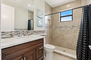 301 Sandalwood Ln, Boca Raton, FL 33487 - Photo 36