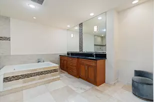 301 Sandalwood Ln, Boca Raton, FL 33487 - Photo 30