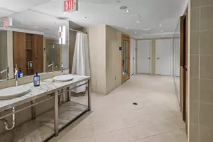 335 S Biscayne Blvd, Miami, FL 33131 - Photo 24