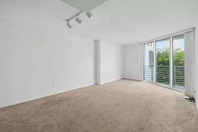 335 S Biscayne Boulevard #1002, Miami, FL 33131 - Photo 10
