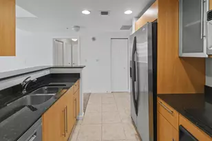 335 S Biscayne Blvd, Miami, FL 33131 - Photo 6