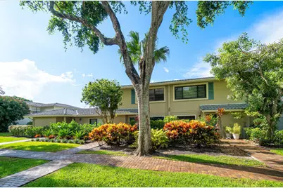 29 Westgate Lane #29B, Boynton Beach, FL 33436 - Photo 2