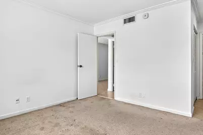 13 Jacaranda Drive #214, Plantation, FL 33324 - Photo 12