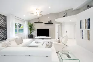 2081 NW 52nd St, Boca Raton, FL 33496 - Photo 8