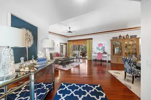 2570 NW 27th St, Boca Raton, FL 33434 - Photo 10