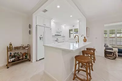 1082 North Drive #B, Delray Beach, FL 33445 - Photo 6
