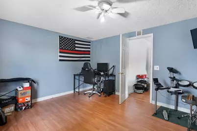 565 SW Cherryhill Road, Port Saint Lucie, FL 34953 - Photo 12