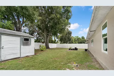 565 SW Cherryhill Road, Port Saint Lucie, FL 34953 - Photo 20