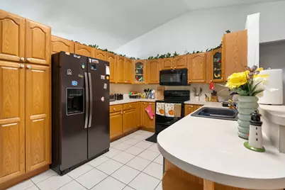 565 SW Cherryhill Road, Port Saint Lucie, FL 34953 - Photo 2