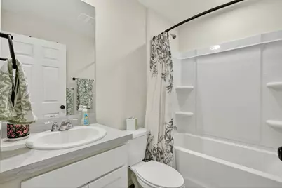 543 SW Kabot Avenue, Port Saint Lucie, FL 34953 - Photo 18