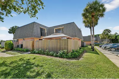 2409 24th Way, West Palm Beach, FL 33407 - Photo 1