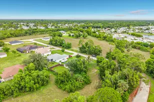 4306 NE 24th Pl, Cape Coral, FL 33909 - Photo 8
