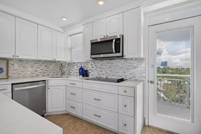 1920 S Ocean Drive #708, Fort Lauderdale, FL 33316 - Photo 2