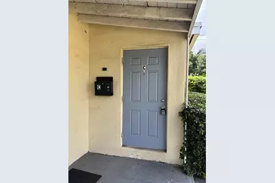 6760 Park Street #A-C, Hollywood, FL 33024 - Photo 2