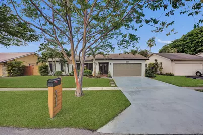 5017 SW 87th Avenue, Cooper City, FL 33328 - Photo 1