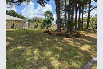 1325 SE Laconia Lane, Port Saint Lucie, FL 34983 - Photo 2