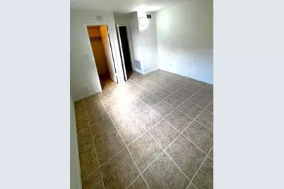 1020 Crystal Lake Drive #103, Deerfield Beach, FL 33064 - Photo 8