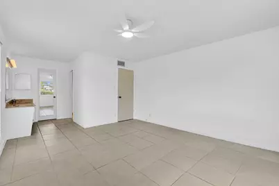 13721 Flora Place #D, Delray Beach, FL 33484 - Photo 30