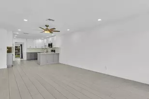 222 NE 9th Ave, Deerfield Beach, FL 33441 - Photo 6