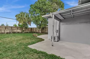 222 NE 9th Ave, Deerfield Beach, FL 33441 - Photo 48
