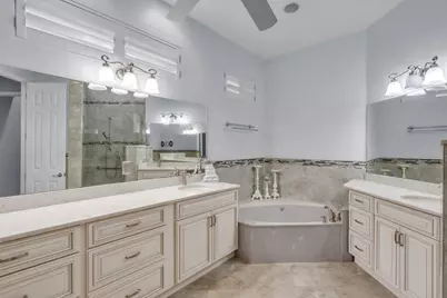 688 SW Lake Charles Circle, Port Saint Lucie, FL 34986 - Photo 18