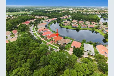 688 SW Lake Charles Circle, Port Saint Lucie, FL 34986 - Photo 2