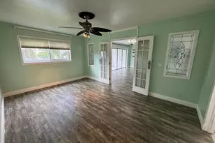721 Lori Dr, Palm Springs, FL 33461 - Photo 12