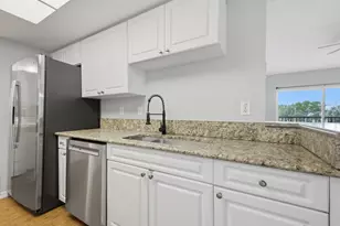 900 Crestwood Ct S, Royal Palm Beach, FL 33411 - Photo 16