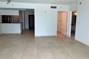 31 SE 5th St, Miami, FL 33131 - Photo 6