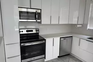 4106 NE 22nd Ct, Homestead, FL 33033 - Photo 2