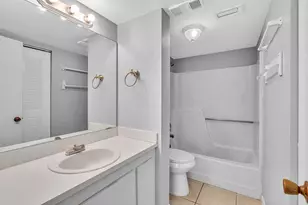 21904 Lake Forest Cir, Boca Raton, FL 33433 - Photo 18