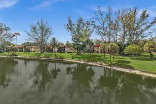 21904 Lake Forest Cir, Boca Raton, FL 33433 - Photo 28