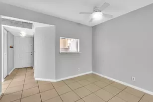 21904 Lake Forest Cir, Boca Raton, FL 33433 - Photo 10
