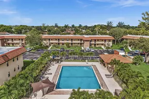 21904 Lake Forest Cir, Boca Raton, FL 33433 - Photo 24