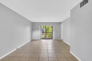 21904 Lake Forest Cir, Boca Raton, FL 33433 - Photo 22