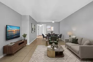 21904 Lake Forest Cir, Boca Raton, FL 33433 - Photo 8