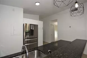 514 Woodgate Cir, Sunrise, FL 33326 - Photo 6